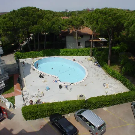 Flat In Lignano Апартаменты Линьяно-Саббьядоро
