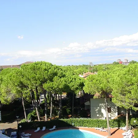 Flat In Lignano Апартаменты *